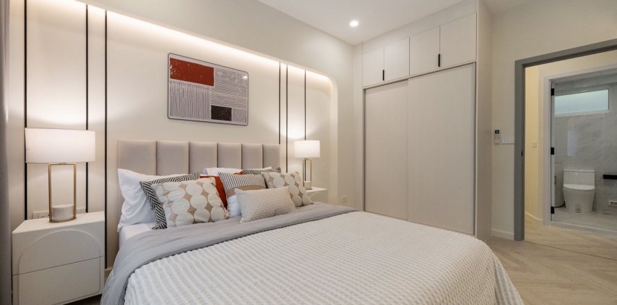 Кондоминиум с 2 спальнями в Ваттхане, Бангкок, Таиланд № 137200