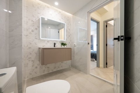 Кондоминиум с 2 спальнями в Ваттхане, Бангкок, Таиланд № 137200 - фото 3