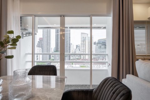 Кондоминиум с 2 спальнями в Ваттхане, Бангкок, Таиланд № 137200 - фото 24