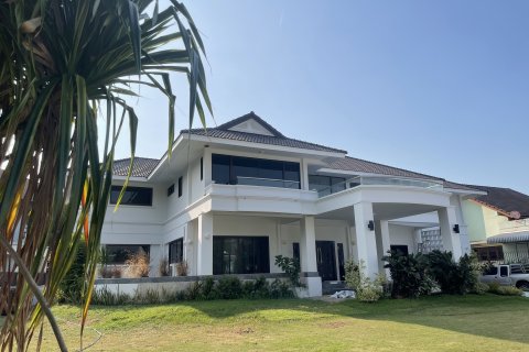 Дом в Тави Ваттане, Бангкок, Таиланд с 4 спальнями  № 137196 - фото 23