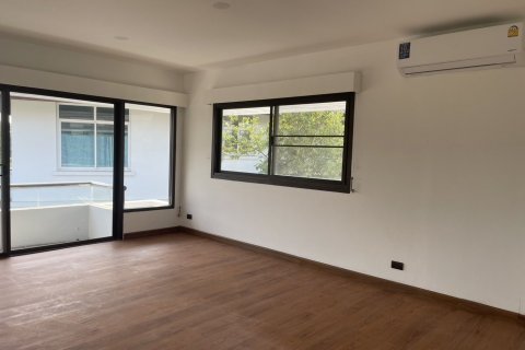 Дом в Тави Ваттане, Бангкок, Таиланд с 4 спальнями  № 137196 - фото 10