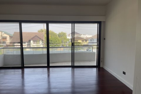 Дом в Тави Ваттане, Бангкок, Таиланд с 4 спальнями  № 137196 - фото 28