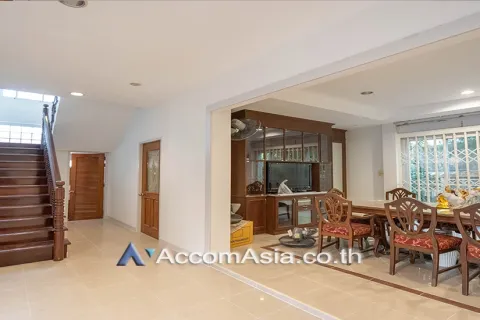 Haus in Watthana, Bangkok, Thailand 6 Schlafzimmer № 215653 - Foto 8