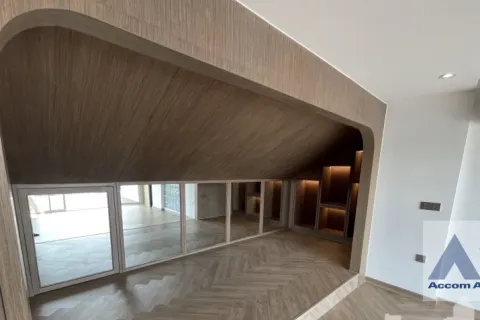 Maison à Watthana, Bangkok, Thaïlande 4 chambres № 215650