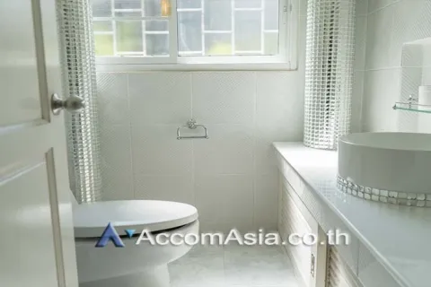 Reihenhaus in Sathon, Bangkok, Thailand 2 Schlafzimmer № 215648 - Foto 4