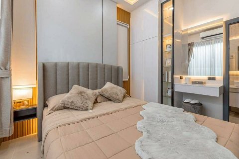 Penthouse in Pattaya, Thailand 3 bedrooms № 172412 - photo 10