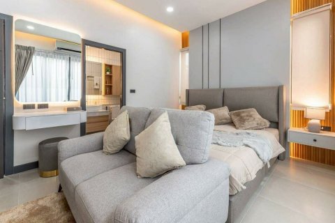 Penthouse in Pattaya, Thailand 3 bedrooms № 172412 - photo 4