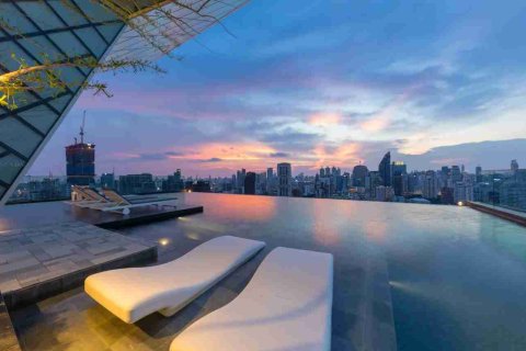 Condo in Bangkok, Thailand, 1 bedroom № 183930 - photo 2
