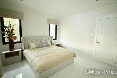 Дом в Паттайе, Таиланд с 4 спальнями  № 171473 - фото 12