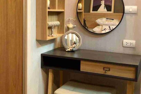 Condo in Thonburi, Bangkok, Thailand, 1 bedroom  № 183677 - photo 7