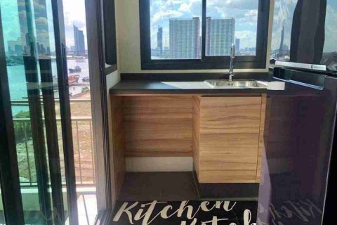 Condo in Thonburi, Bangkok, Thailand, 1 bedroom  № 183677 - photo 8