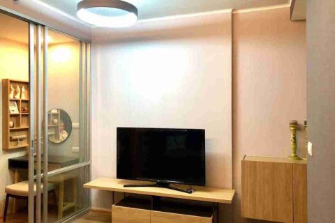 Condo in Thonburi, Bangkok, Thailand, 1 bedroom  № 183677 - photo 9