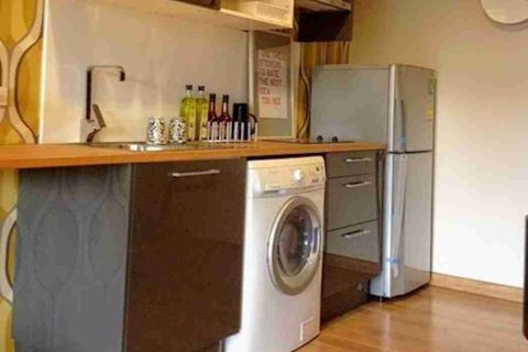 Condo in Bangkok, Thailand, 1 bedroom № 183682 - photo 8