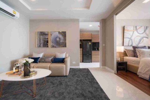 Condo in Bangkok, Thailand, 2 bedrooms № 183680 - photo 5