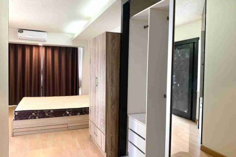 Condo in Bangkok, Thailand, 1 bedroom  № 183681 - photo 11