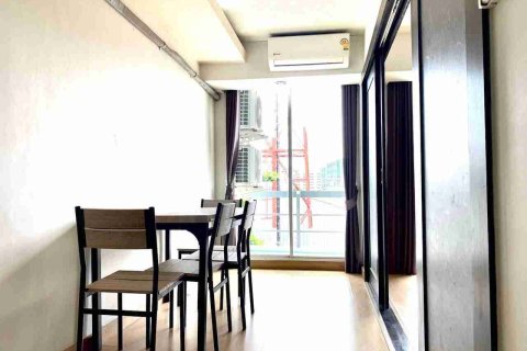 Condo in Bangkok, Thailand, 1 bedroom  № 183681 - photo 7