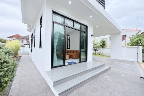 Дом в Чиангмае, Таиланд с 4 спальнями  № 147696 - фото 2