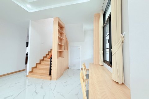 Дом в Чиангмае, Таиланд с 4 спальнями  № 147696 - фото 11