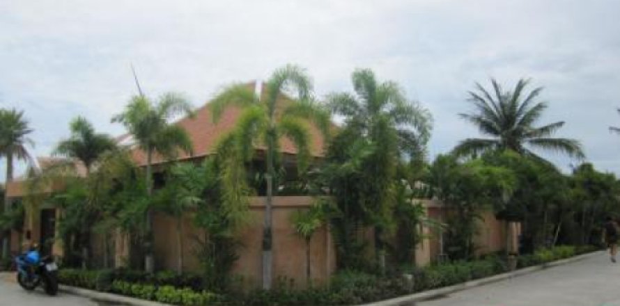 Villa in Pattaya, Thailand 4 bedrooms № 202529