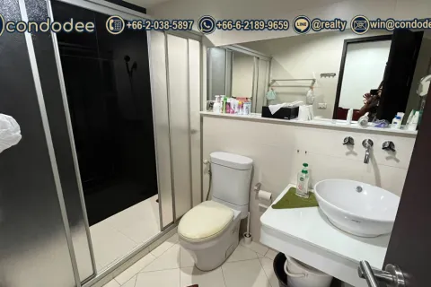 Condo à Khlong Toei, Bangkok, Thaïlande, 1 chambre  № 200933 - photo 4