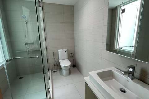 Condo in Bangkok, Thailand, 2 bedrooms  № 200934 - photo 6