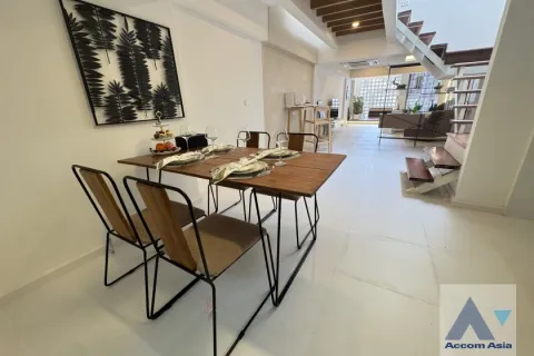 Townhouse in Watthana, Bangkok, Thailand 2 bedrooms № 214430 - photo 12