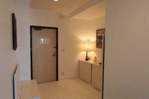 Кондоминиум с 2 спальнями в Бангкоке, Таиланд № 146698 - фото 8