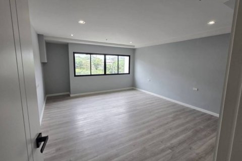 Кондоминиум с 2 спальнями в Бангкоке, Таиланд № 146697 - фото 10