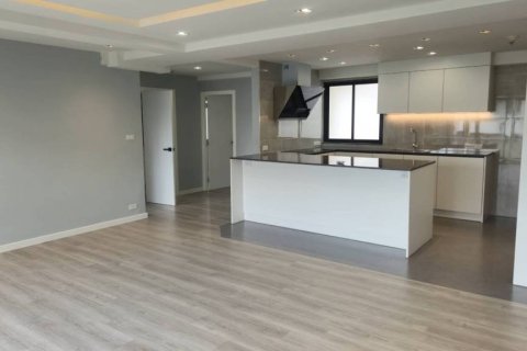 Кондоминиум с 2 спальнями в Бангкоке, Таиланд № 146697 - фото 3