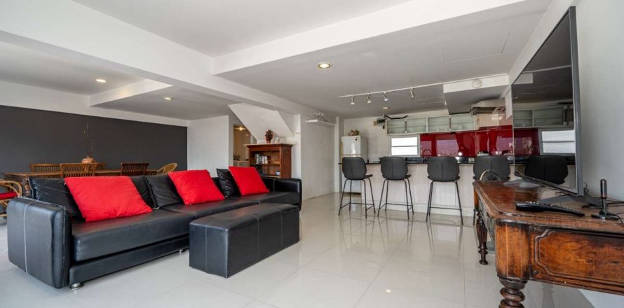 Condo à Chiang Mai, Thaïlande, 3 chambres  № 161540