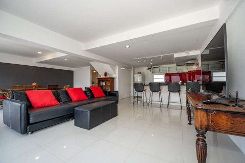 Condo in Chiang Mai, Thailand, 3 bedrooms  № 161540