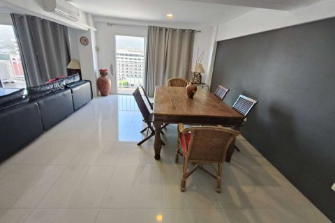 Condo in Chiang Mai, Thailand, 3 bedrooms  № 161540 - photo 11