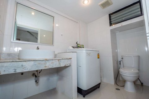 Condo in Chiang Mai, Thailand, 3 bedrooms  № 161540 - photo 24