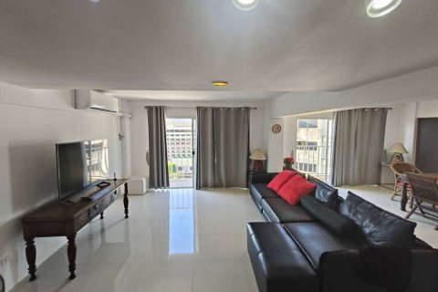 Condo in Chiang Mai, Thailand, 3 bedrooms  № 161540 - photo 12