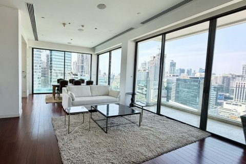 Кондоминиум с 3 спальнями в Ваттхане, Бангкок, Таиланд № 161541 - фото 2