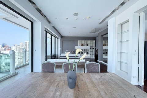 Кондоминиум с 3 спальнями в Ваттхане, Бангкок, Таиланд № 161541