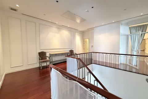 Кондоминиум с 3 спальнями в Ваттхане, Бангкок, Таиланд № 161541 - фото 9