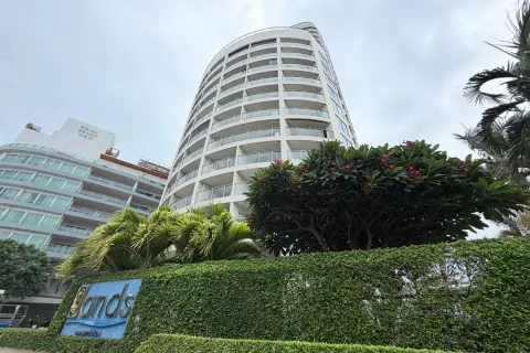 Estudio en el condominio en Pattaya, Tailandia № 210597 - foto 2