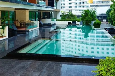 Condominio de 2 dormitorios en Pattaya, Tailandia № 210601 - foto 2