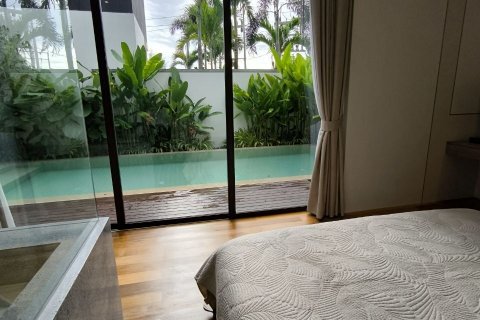 Villa in Phuket, Thailand 3 bedrooms № 139086 - photo 13