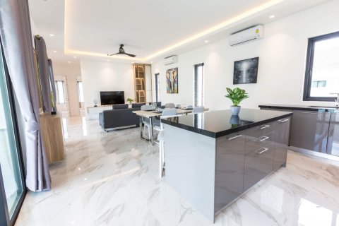 Вилла в Хуа Хине, Таиланд с 4 спальнями  № 170017 - фото 6