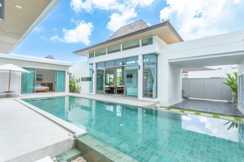 Вилла в Пхукете, Таиланд с 4 спальнями  № 147586 - фото 2