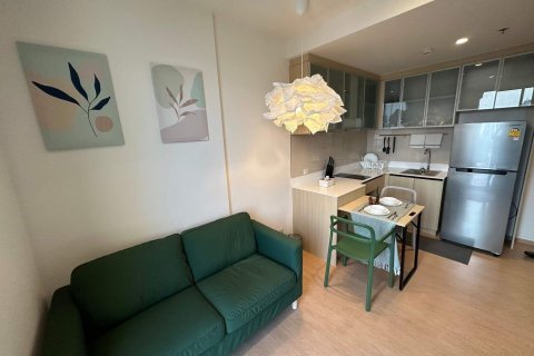 Studio dans le Condo à Watthana, Bangkok, Thaïlande  № 147587 - photo 7