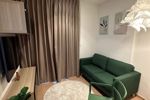 Studio dans le Condo à Watthana, Bangkok, Thaïlande  № 147587 - photo 6
