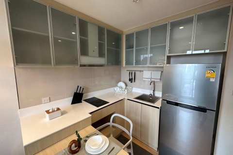 Studio dans le Condo à Watthana, Bangkok, Thaïlande  № 147587 - photo 3