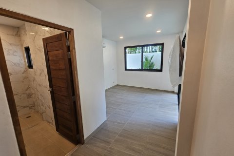 Villa in Krabi, Thailand 2 bedrooms № 139873 - photo 16