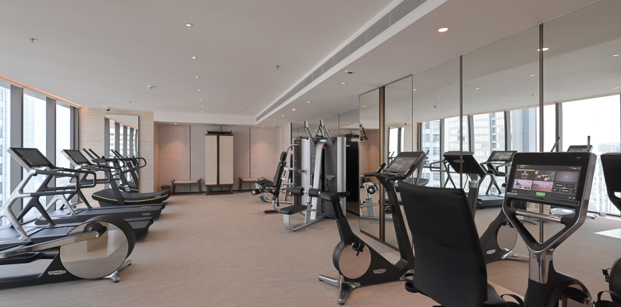 Condo in Bangkok, Thailand, 2 bedrooms  № 185348