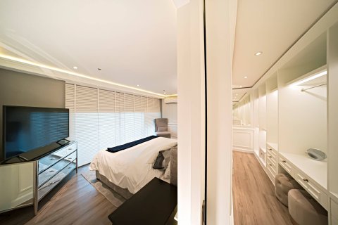 Penthouse in Bangkok, Thailand 3 bedrooms № 180778 - photo 11