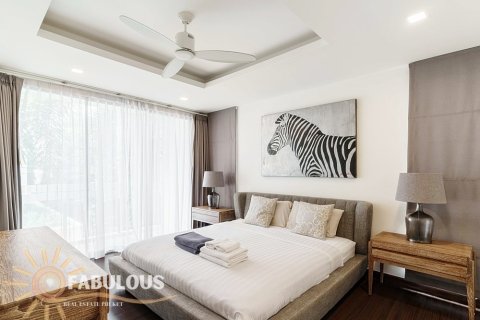 Villa in Bang Tao, Thailand 5 bedrooms № 179375 - photo 11