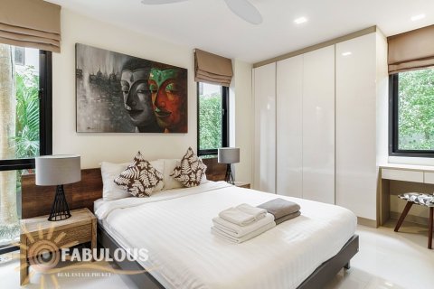 Villa in Bang Tao, Thailand 5 bedrooms № 179375 - photo 6